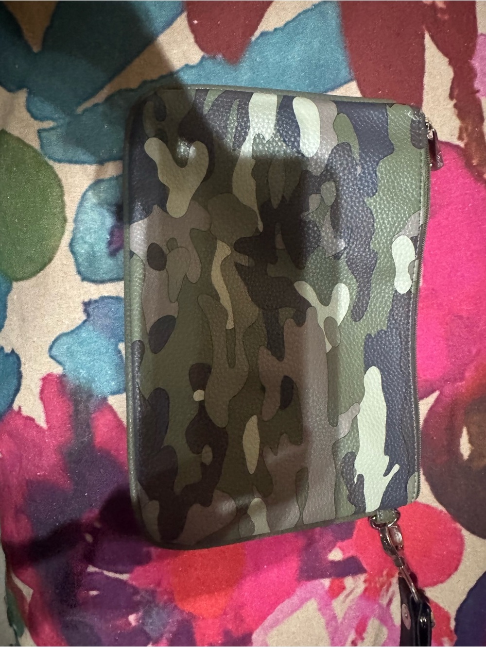 thirty-one Camouflage Zip Pouch - Green and Black
